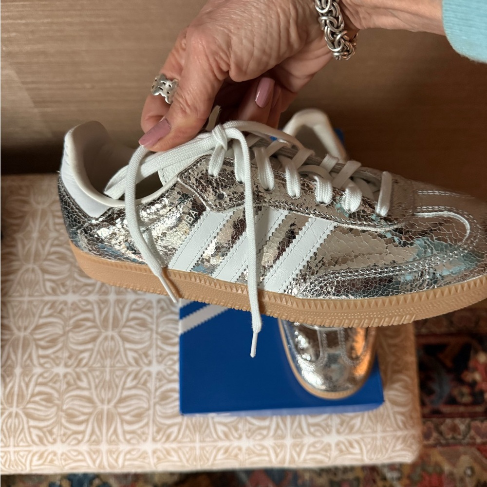 adidas silver metallic women's sneaker.  Size 10 - Picture 4 of 9